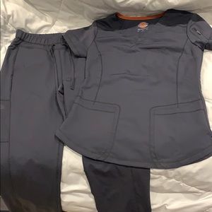 Never worn dickies dynamix’s scrubs.